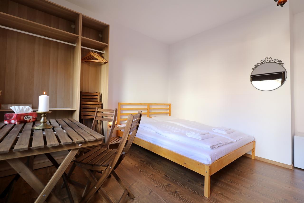 Casa 193 Motorcycle Friends Bed and Breakfast Sibiu Exteriör bild