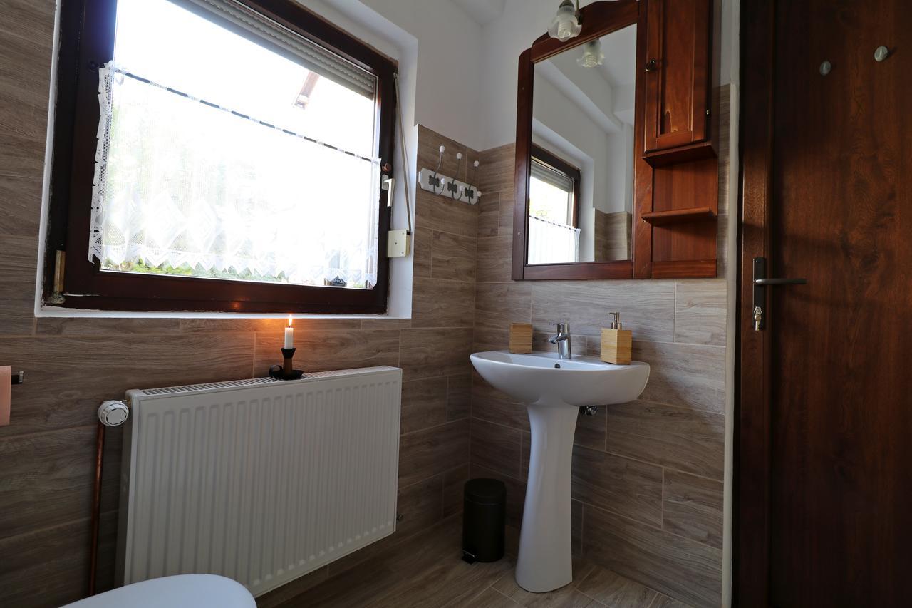 Casa 193 Motorcycle Friends Bed and Breakfast Sibiu Exteriör bild